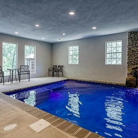 Tranquility Hollow, Indoor Pool, Game Room, 1089 Free Tickets Each Paid Day, Dollywood And More!